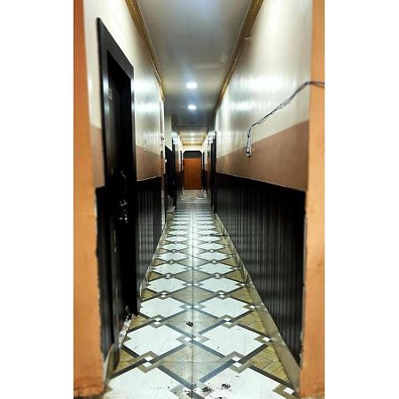 Hotel Preeti,Lalitpur Buitenkant foto