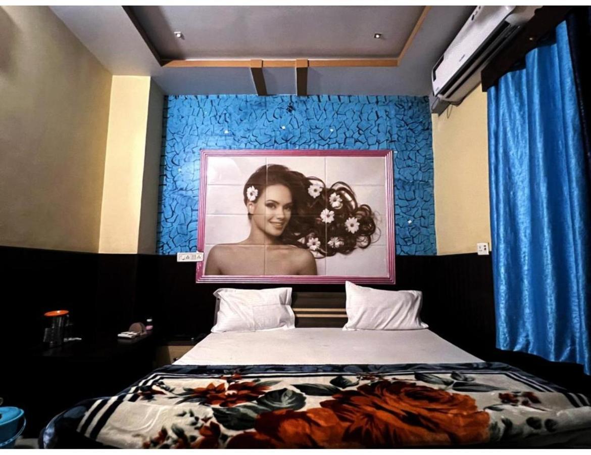 Hotel Preeti,Lalitpur Buitenkant foto